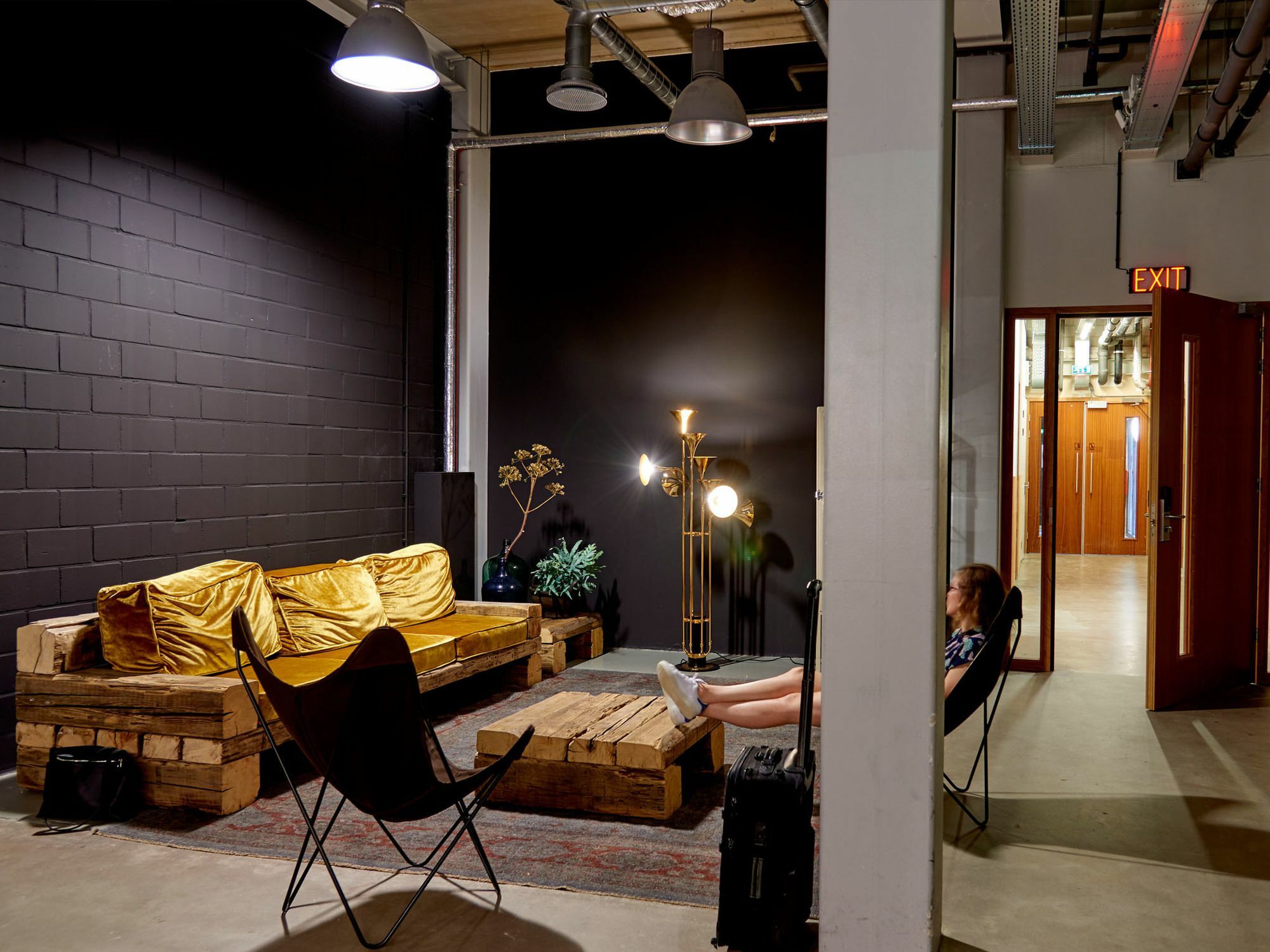 Q-Factory Hotel Amsterdam Exterior foto